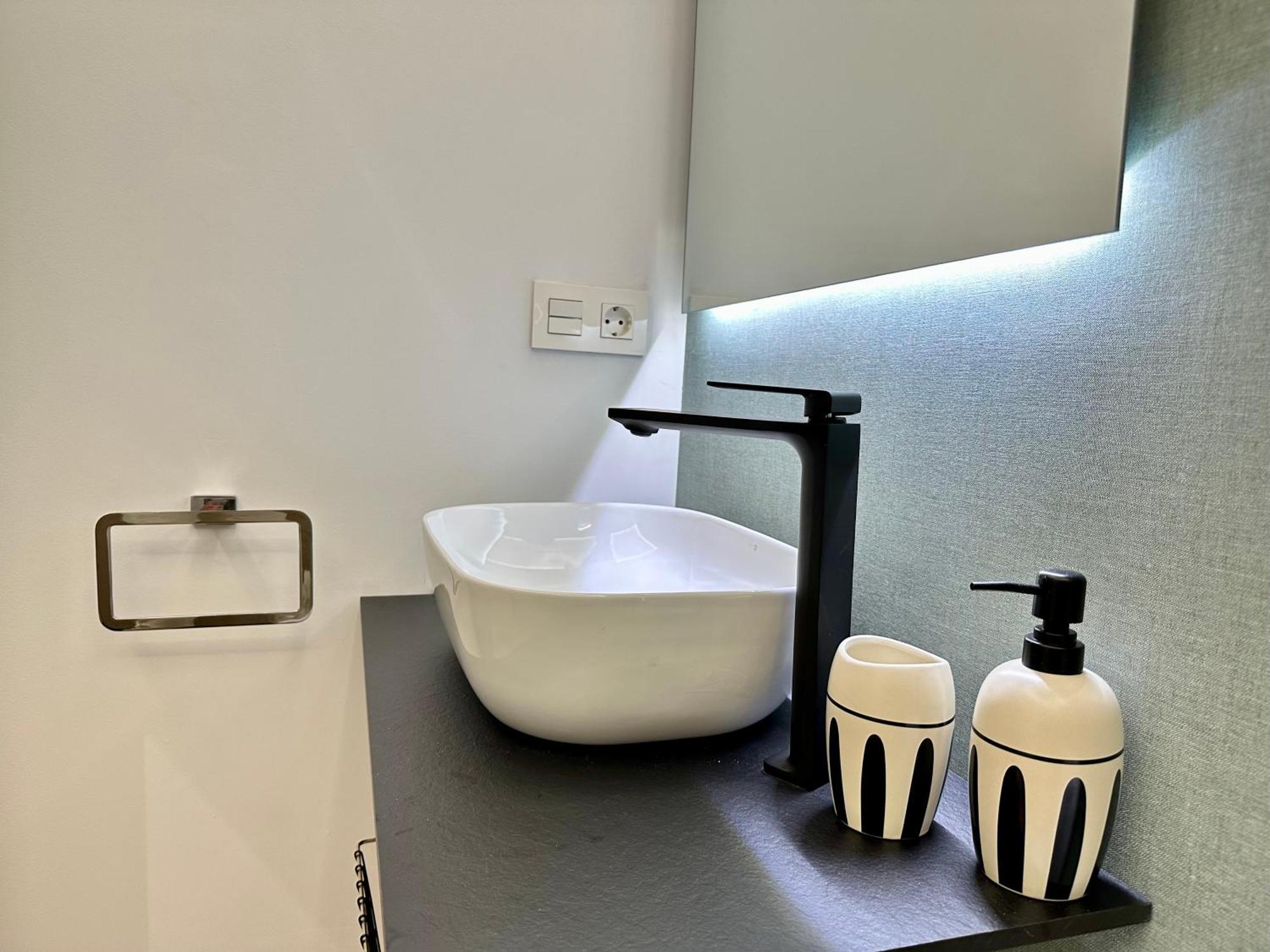 Suites 18 - Hostatel Γρανάδα Εξωτερικό φωτογραφία